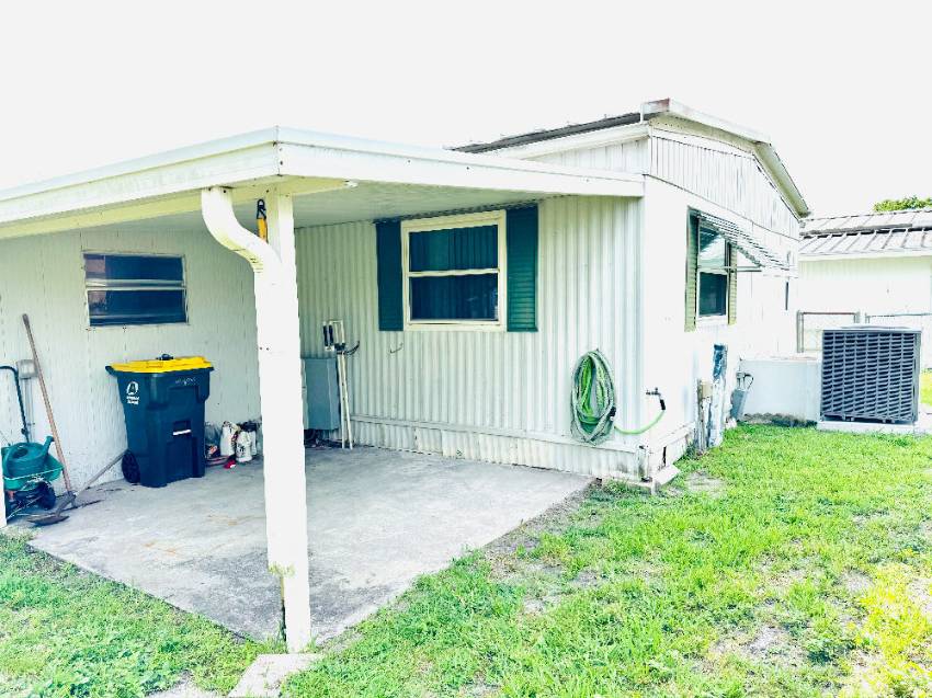 112 Sargasso Lane a Winter Haven, FL Mobile or Manufactured Home for Sale